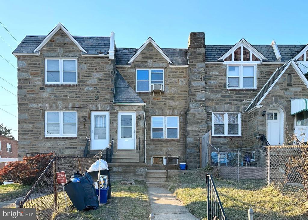 Foto principal - 6102 Castor Ave