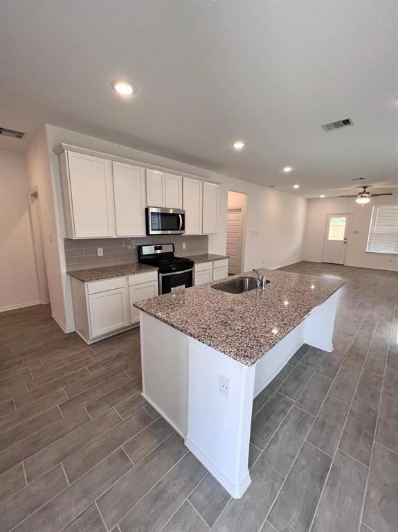 Building Photo - 23055 True Fortune Dr