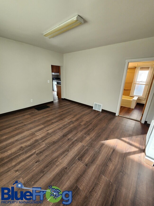 Foto del edificio - 711 Jefferson St