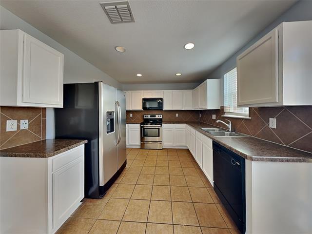 Building Photo - 12885 Kiltartan Dr