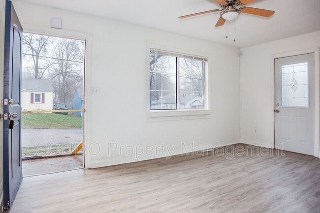 Building Photo - 2700 S Norwood Ave
