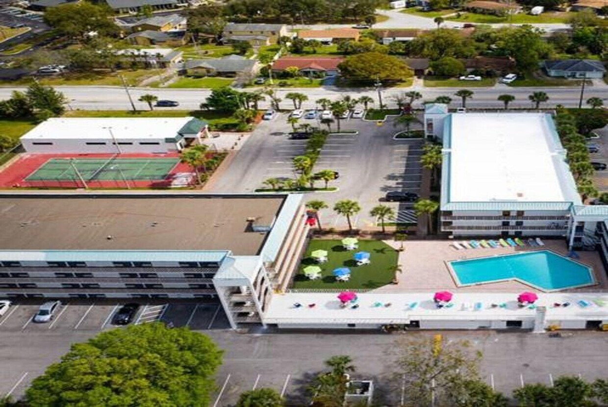 Foto principal - 1500 N Thacker Ave