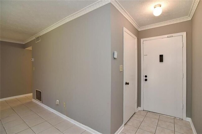 Building Photo - 2396 Lawrenceville Hwy