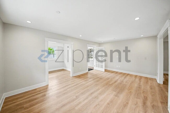 Foto del edificio - 5717 Fair Ave