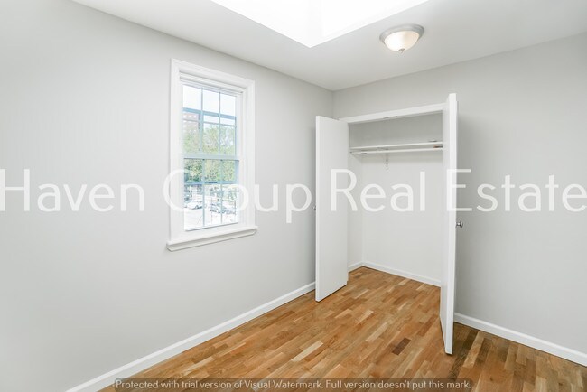 Foto del edificio - 728 Courtlandt Ave