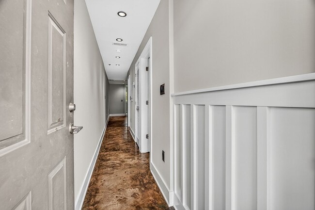 Photo - Bee Street Apartments