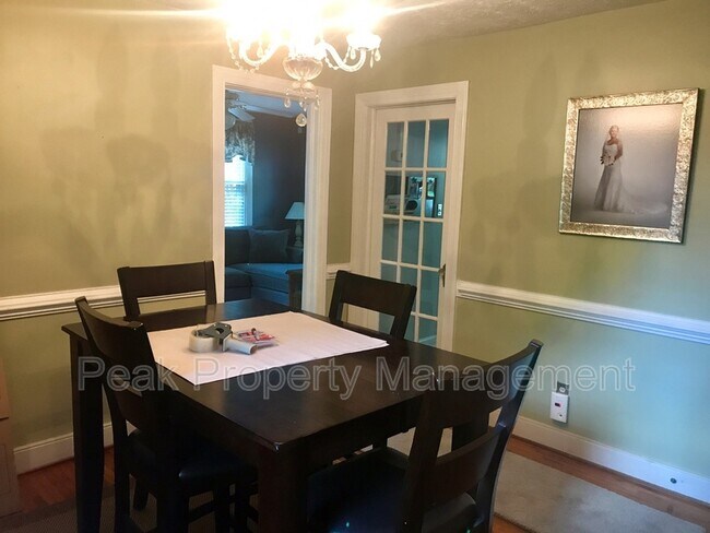 Foto del edificio - 4505 Hanover Ave