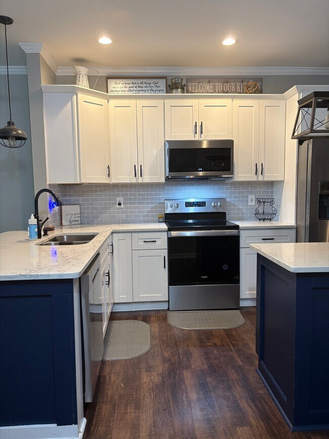 Foto del edificio - 1133 Village Ct SE