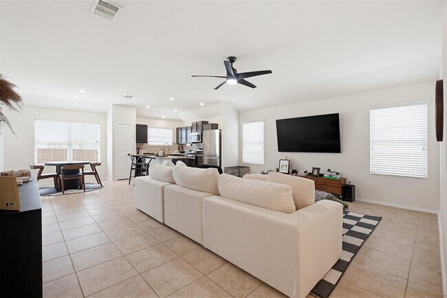 Foto del edificio - 5705 Southerner Wy