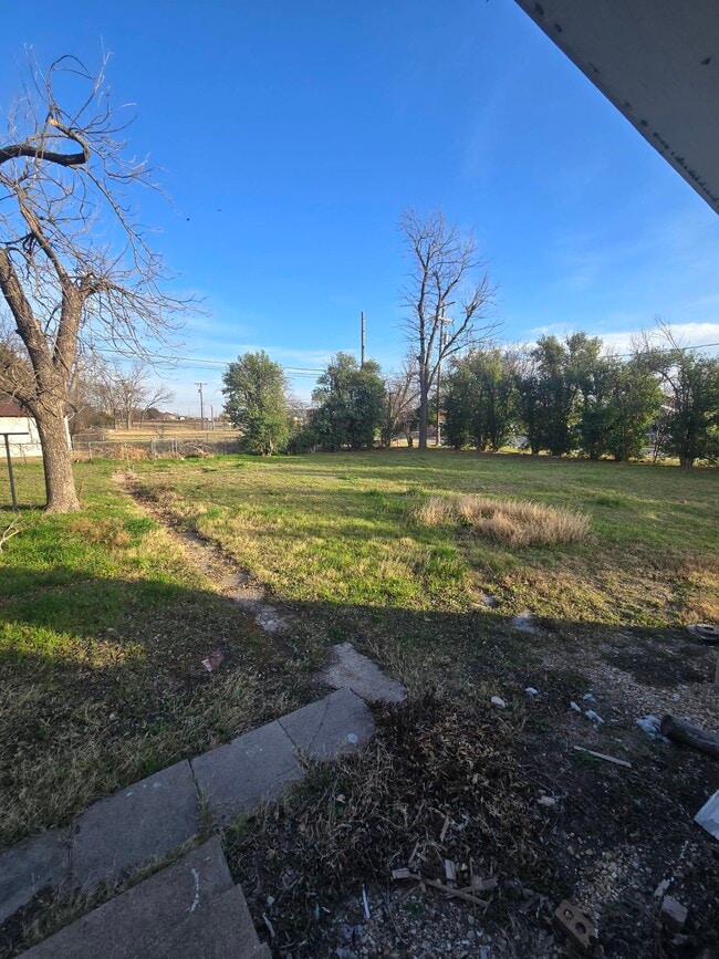 Building Photo - 17 S 21st St