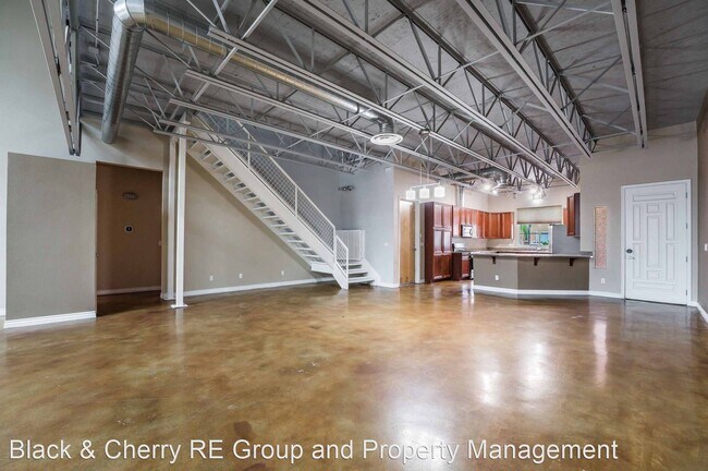 Foto del edificio - 3 br, 2 bath House - 5664 Deer Creek Falls...