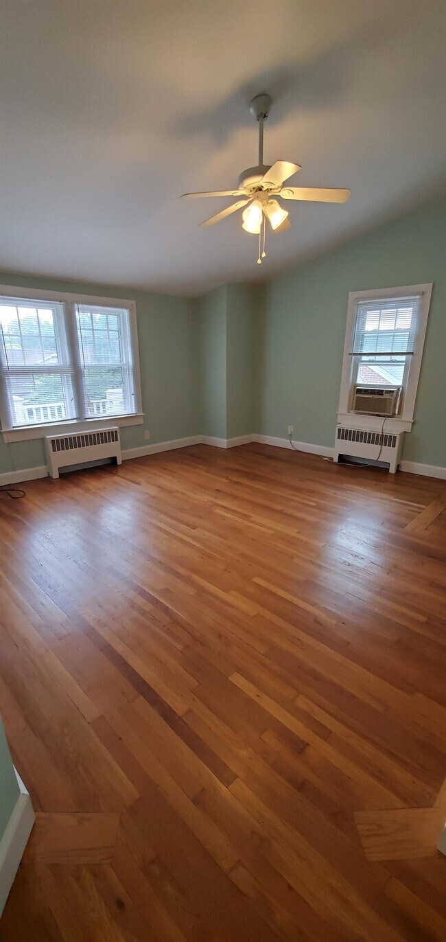 Foto del edificio - 1407 Clover St NW