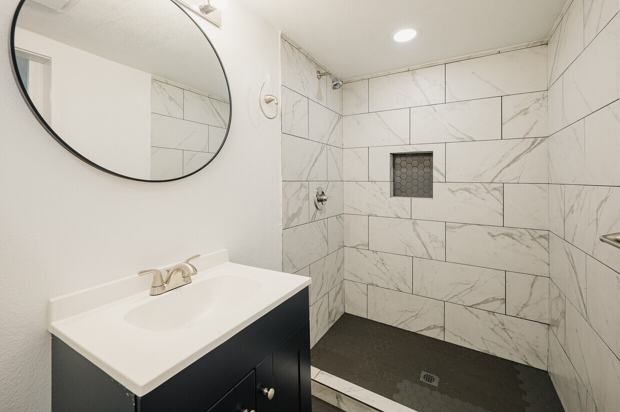 Foto del edificio - 3106 Eisenhower Rd