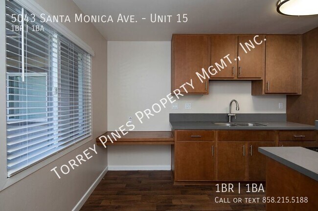Building Photo - Charming 1 Bedroom in OB with Parking, Jus...