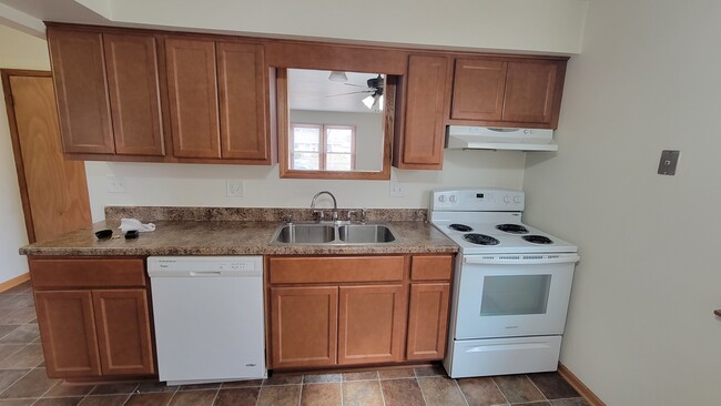Building Photo - 3769 S 88th St