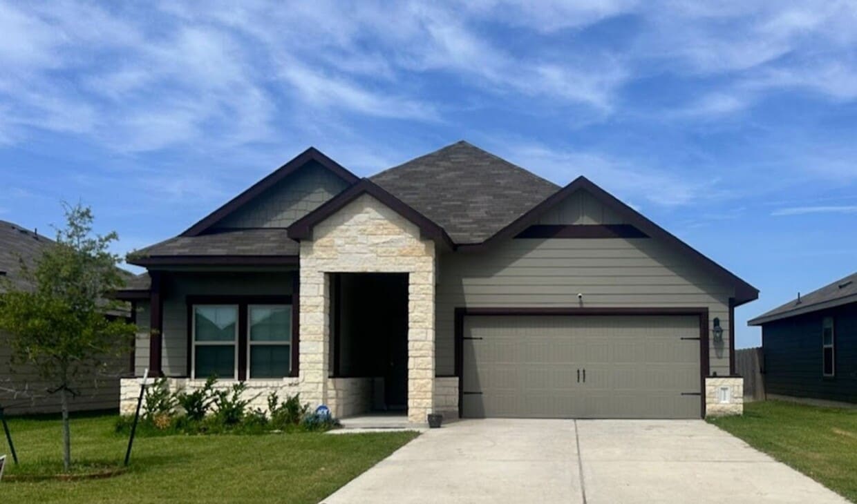 4 Bedroom, 3 Bath and a Study Bryan in Ple... - 4 Bedroom, 3 Bath and a Study Bryan in Ple...