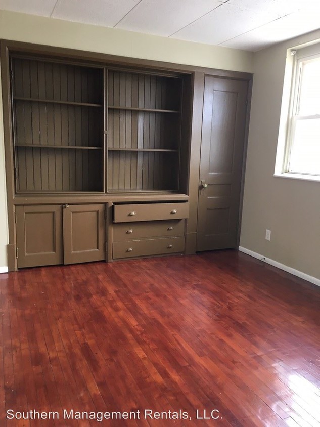 Building Photo - 2 br, 1 bath House - 125 Henrietta apt #4
