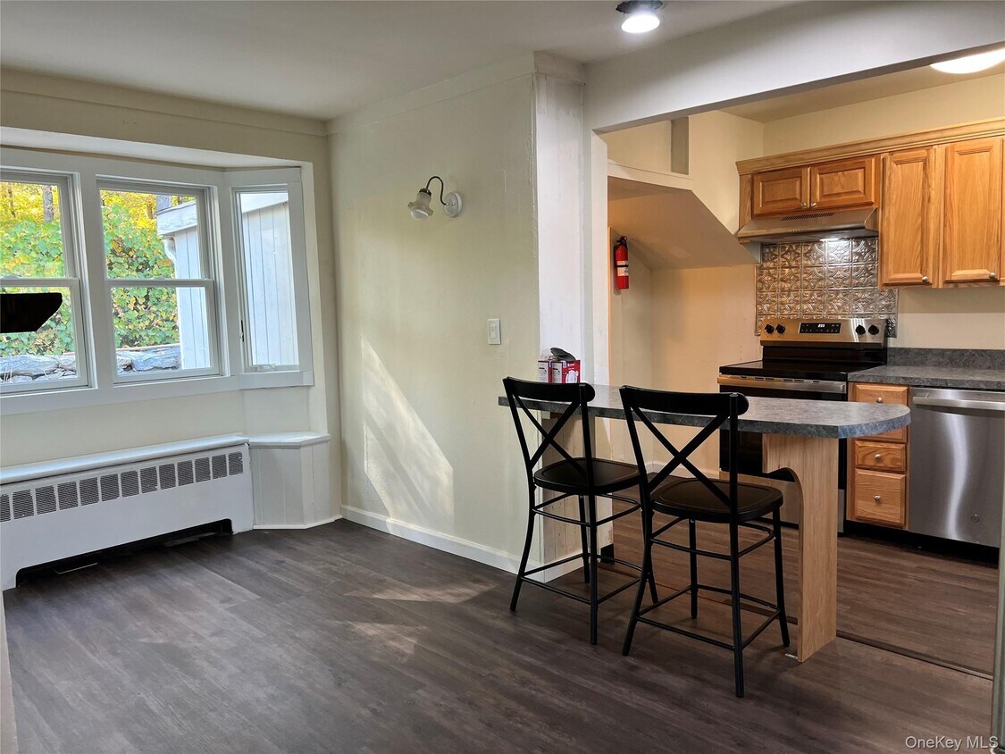 Foto principal - 294 Croton Falls Rd