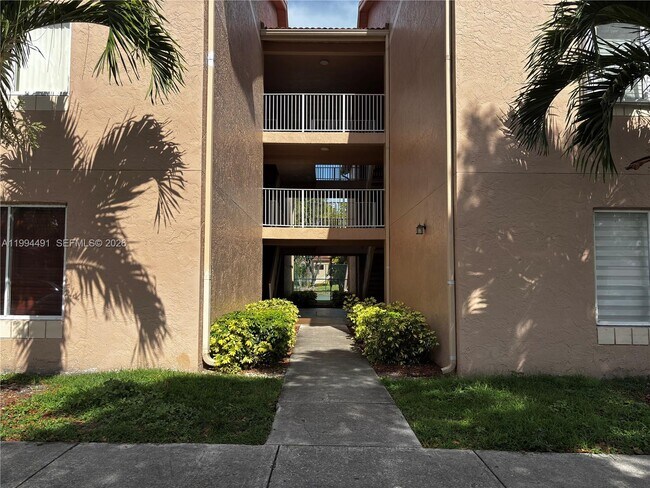 Foto del edificio - 10521 SW 158th Ct