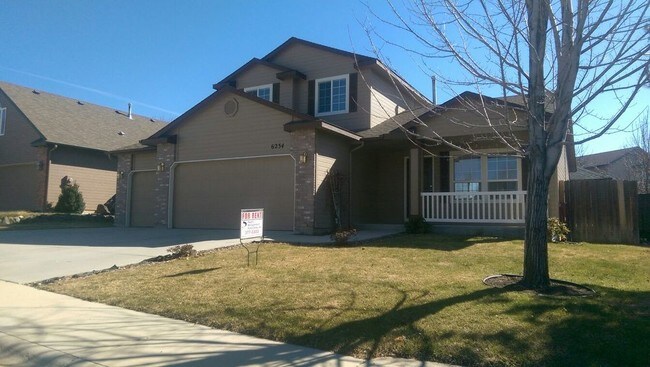 Building Photo - Desirable 3 Bedroom Home in Columbia Village