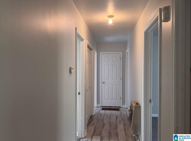 Foto del edificio - 132 Lola St