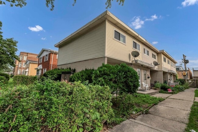 Foto del edificio - 4843 Elm St