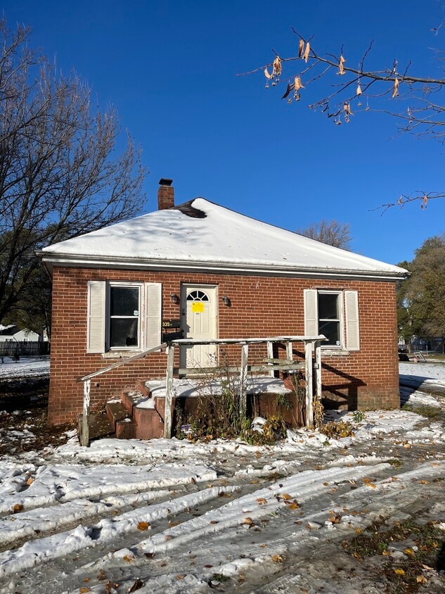 Primary Photo - 335 N Fairmont Ave