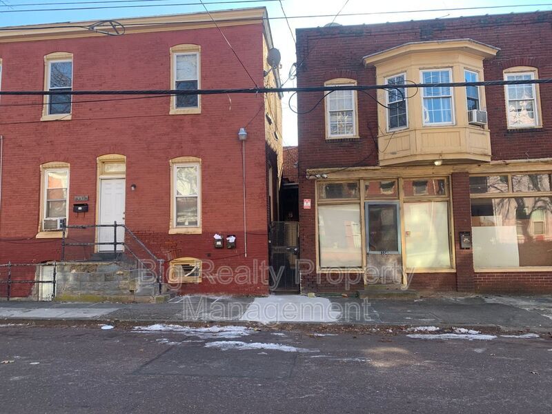 Foto principal - 334 Chestnut St