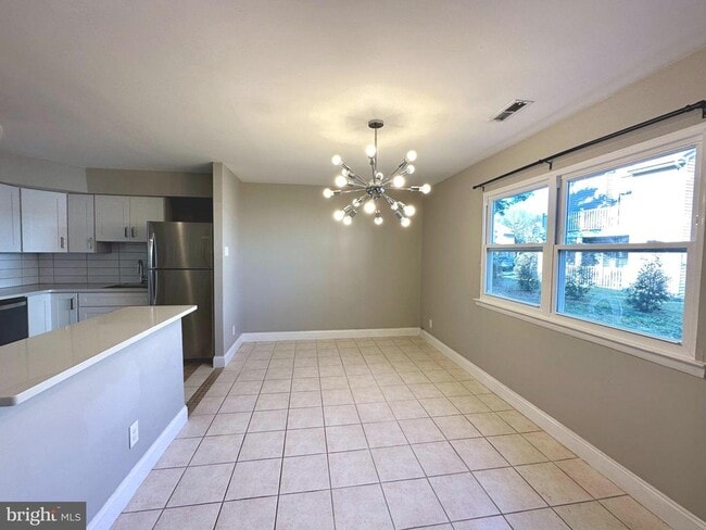 Building Photo - 15 Buttonwood Rd