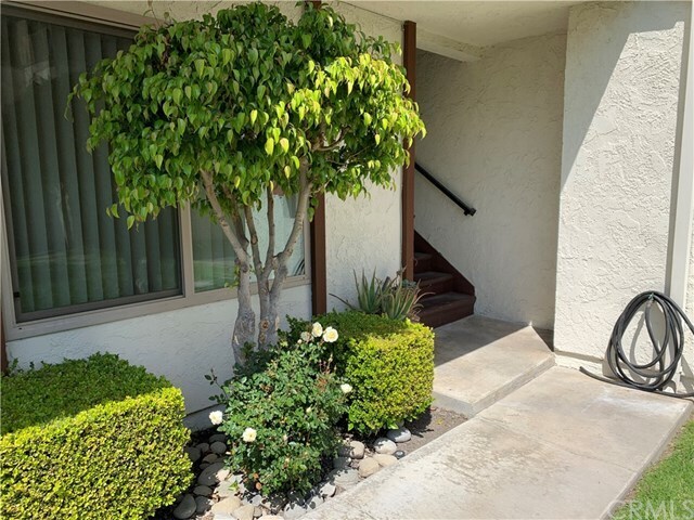 Building Photo - 15732 Taft Ln