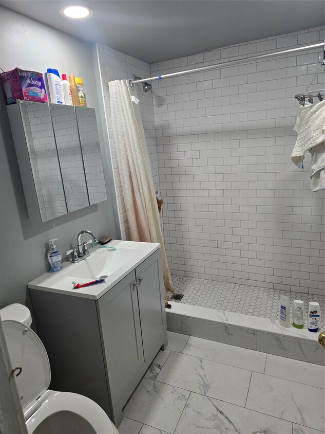 Foto principal - 1337 Bushwick Ave