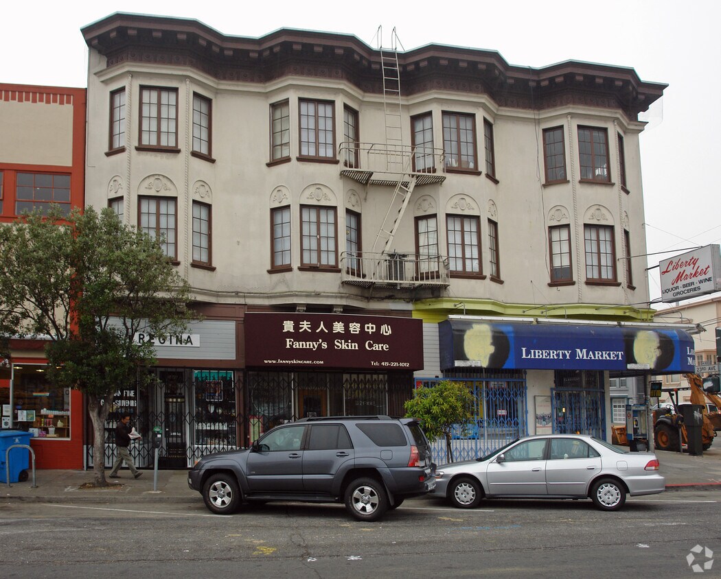 Foto del edificio - 5845-5851 Geary Blvd