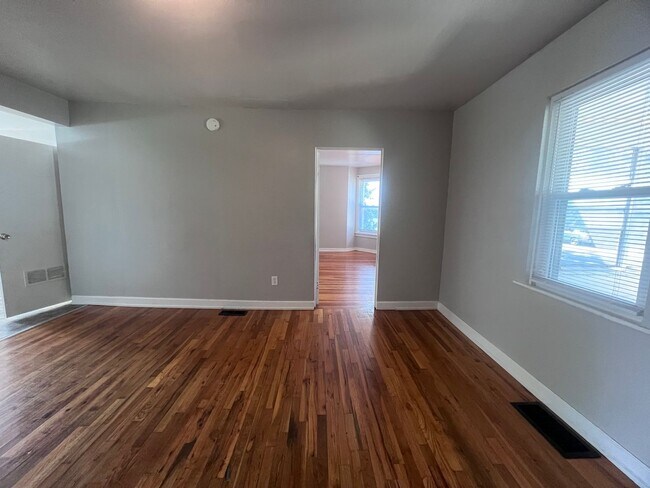 Foto del edificio - 1436 Broadway Ave NW