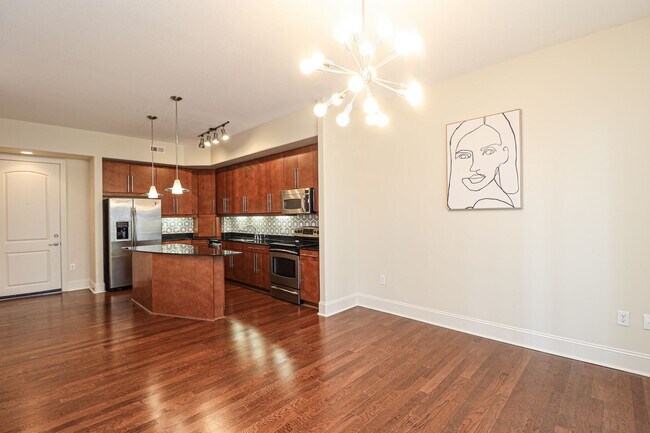 Building Photo - Piedmont Row Condo!