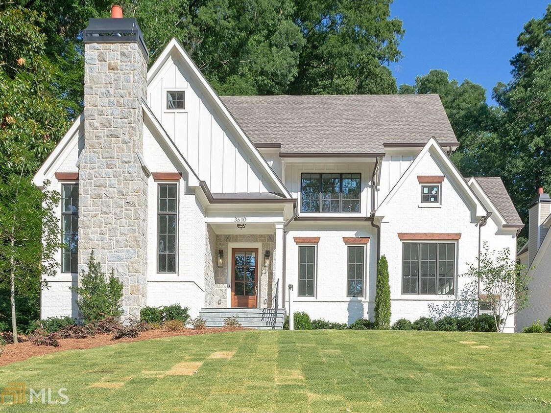 Foto principal - 3610 Old Ivy Ln NE