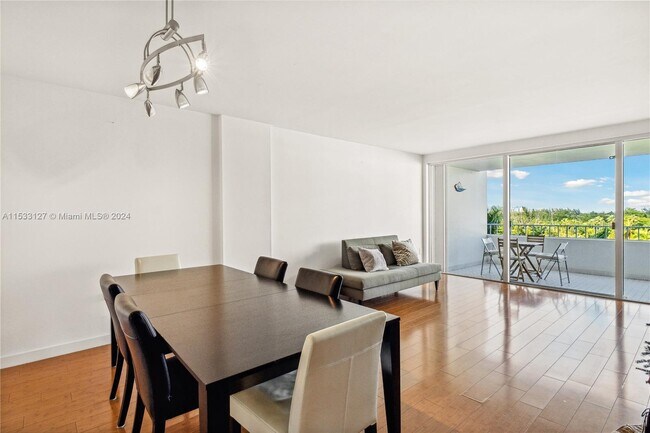 Foto del edificio - 199 Ocean Ln Dr