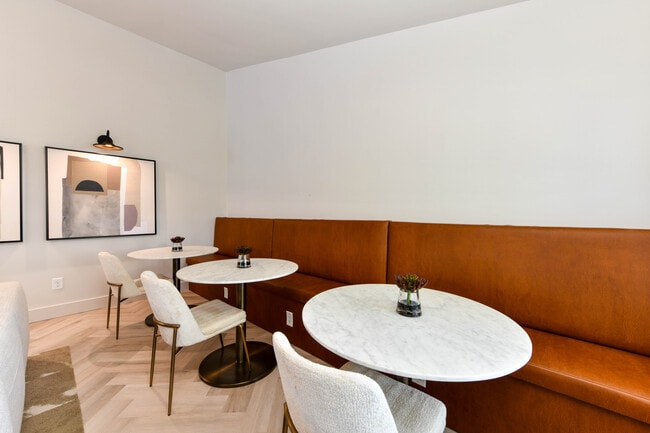 Building Photo - Avana Cityview