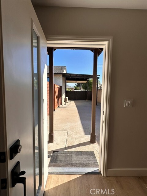 Foto del edificio - 4125 Cutler Ave