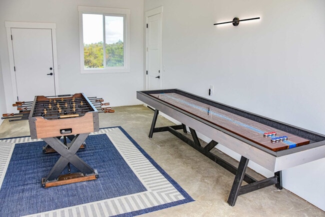 Building Photo - 1288 Cohasset Crest N