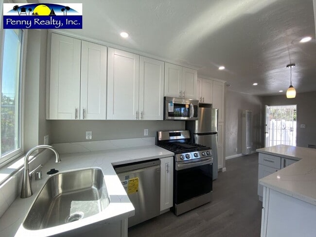 Building Photo - Completely Remodeled 2 bedroom 2 bath home...