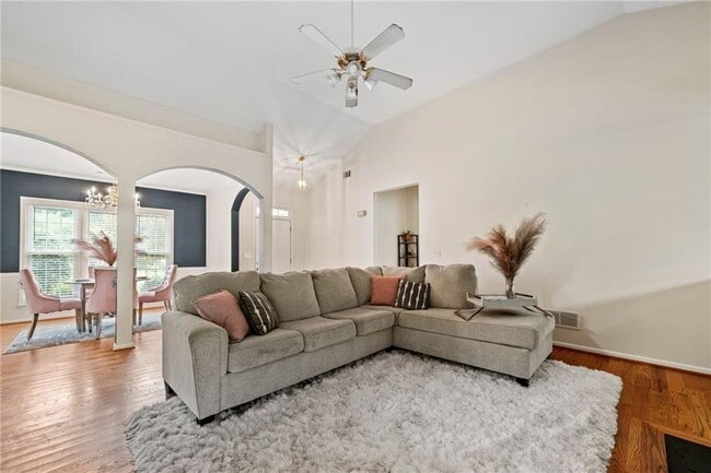 Foto del edificio - 1595 Hill Crossing Ct
