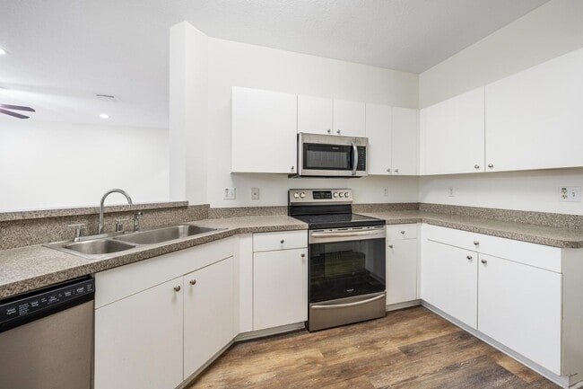 Building Photo - 9091 Villa Palma Ln