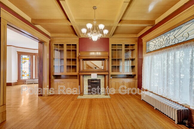 Foto del edificio - 1507 Broadway St
