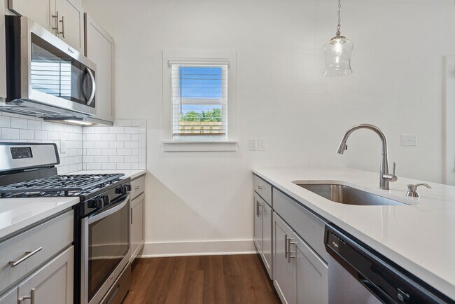 Foto del edificio - New Construction 3 Bedroom Home!