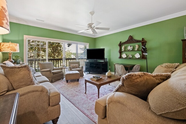 Building Photo - 723 Bonnyneck Dr