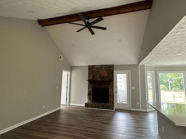 Foto del edificio - 4010 Milford Trail