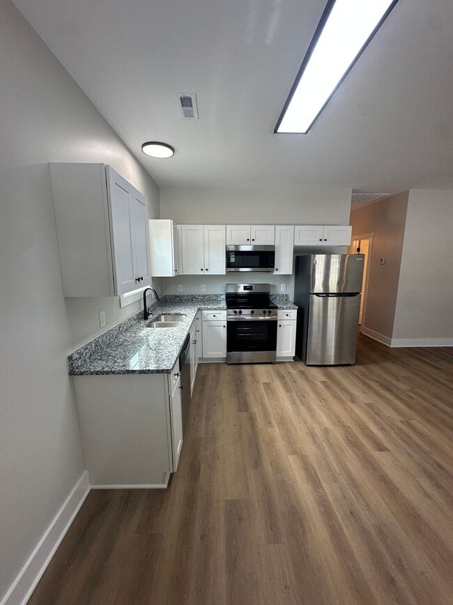 Building Photo - Brand New 2Bed/2Bath Apartment in Shelbyvi...