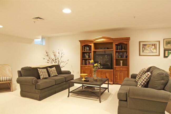 Foto del edificio - 103 Brook Hills Cir