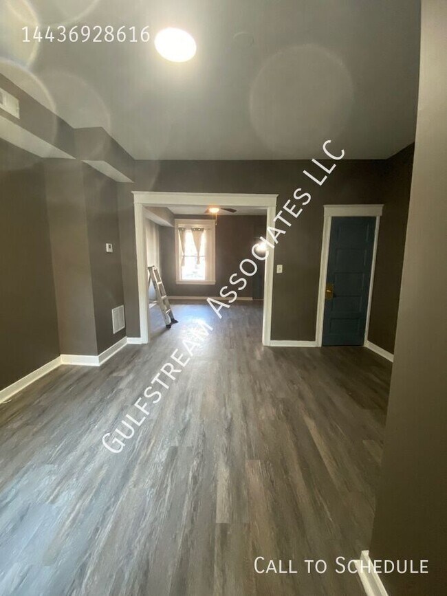 Photo - 725 Bartlett Ave Townhome