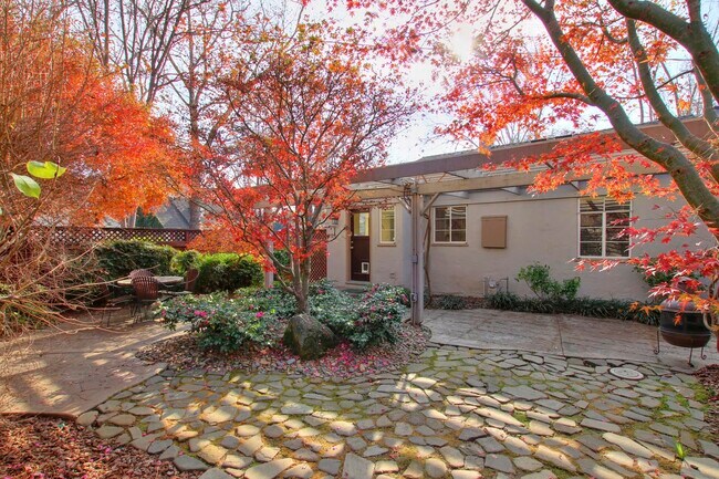 Building Photo - 2796 19th Street